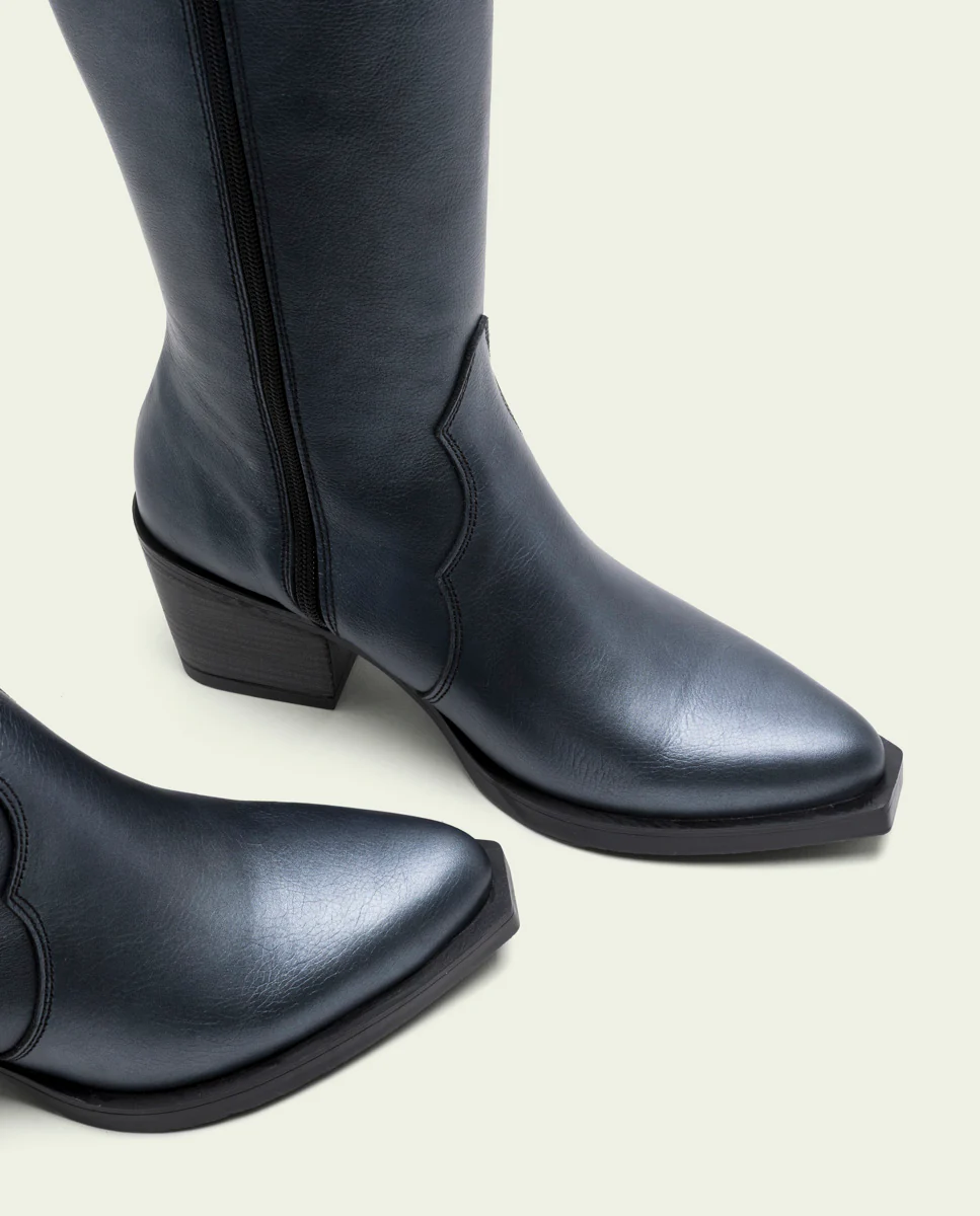 BOTAS COWBOY DE PIEL METALIZADA PLOMO FABILA - Image 4