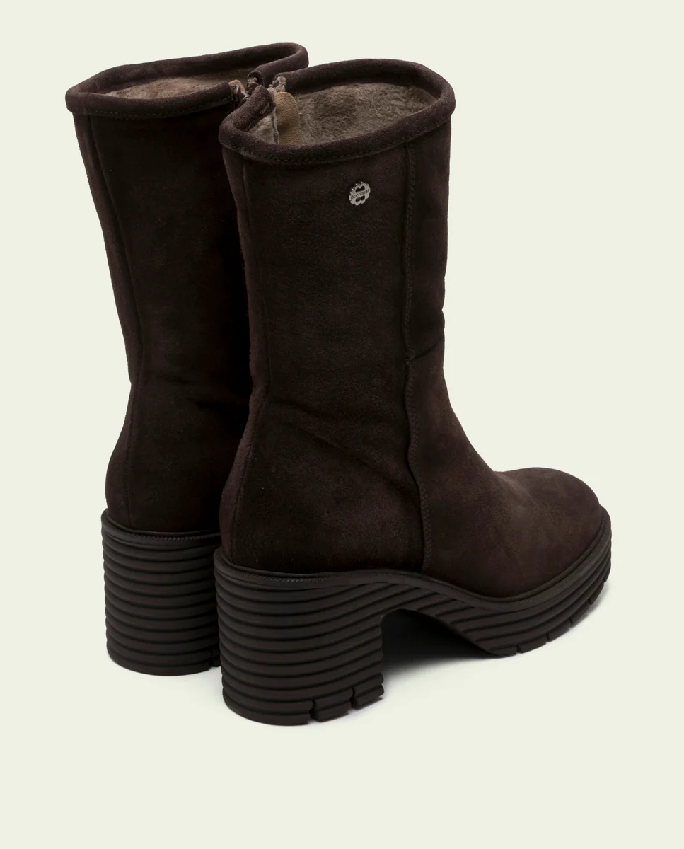 BOTAS DE PIEL DE TACÓN MOKA MARINA - Image 3