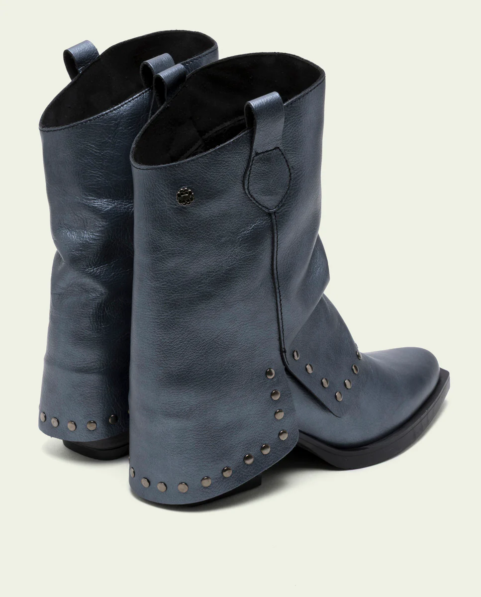 BOTAS DOBLE FAZ DE PIEL PLOMO CON TACHUELAS FAITH - Image 3