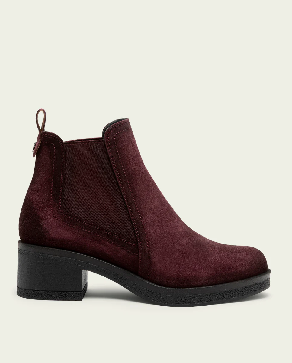 BOTINES DE PIEL BURDEOS CON ELÁSTICOS DÁMARIS