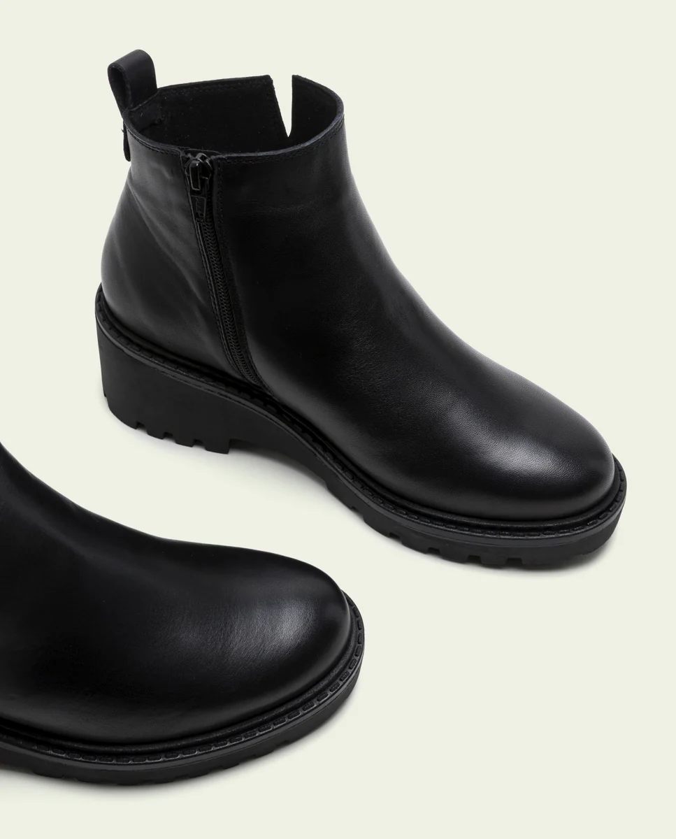 BOTINES DE PIEL CON CUÑA Y CREMALLERA NEGRA ELENA - Image 4