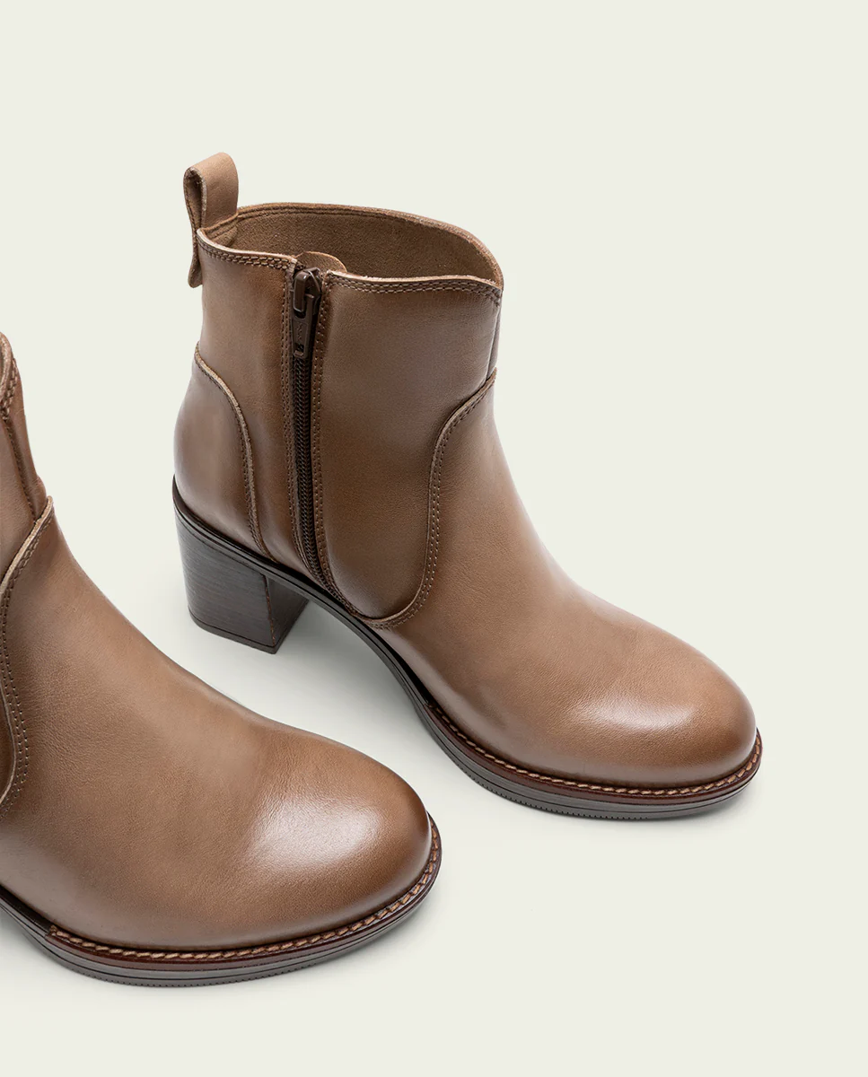 BOTINES DE PIEL DE TACÓN TAUPE RAQUEL - Image 4