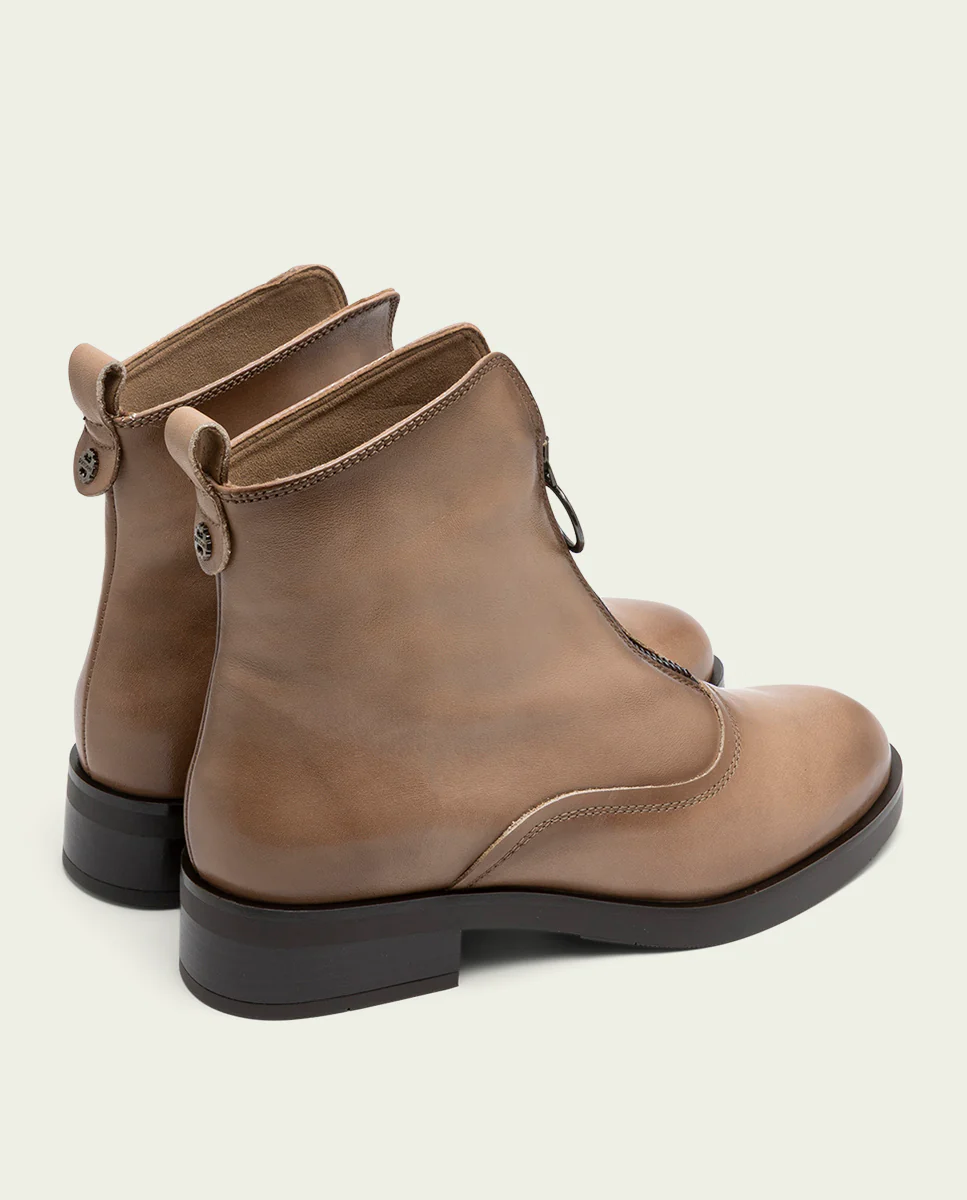 BOTINES DE PIEL TAUPE CON CREMALLERA CENTRAL BEATRIZ - Image 3