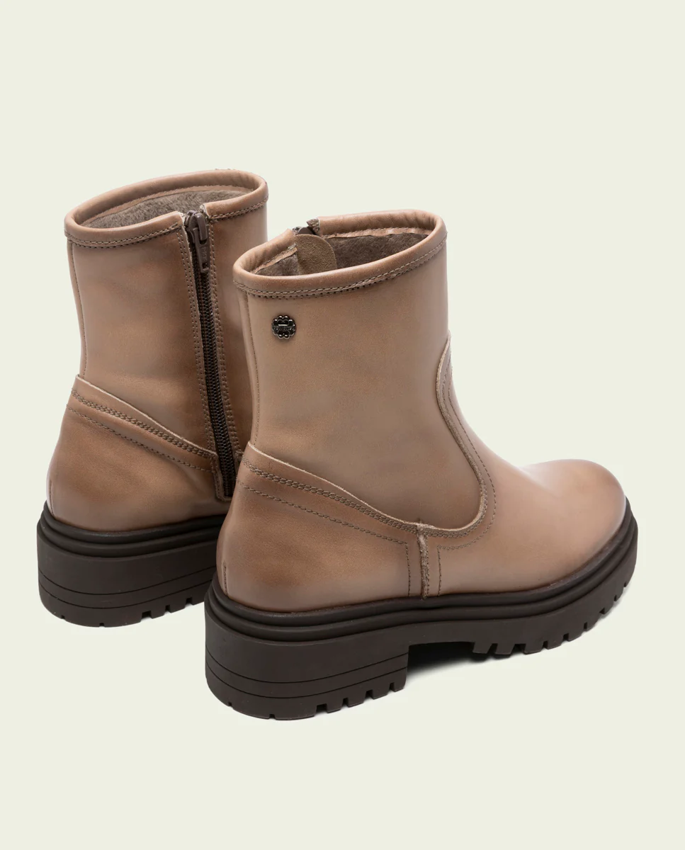 BOTINES DE PIEL TAUPE CON CREMALLERA CLARA - Image 3