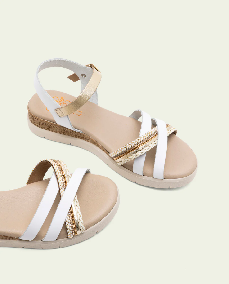 SANDALIA CUÑA DE PIEL FABIANA BLANCO ORO - Image 4