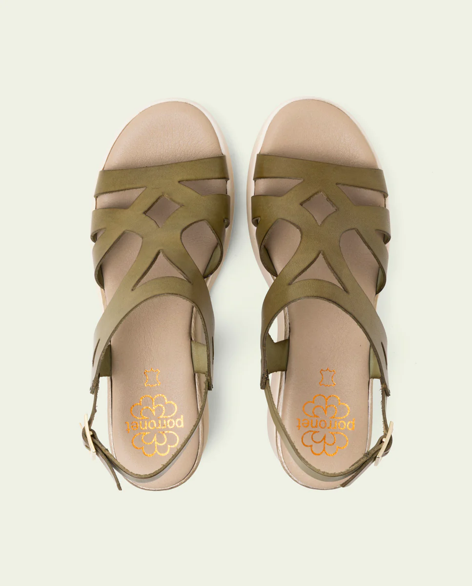 SANDALIA DE CUÑA PIEL ESTELA KAKI - Image 5