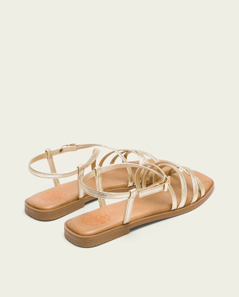 SANDALIA PLANA DE PIEL BONNIE ORO - Image 3