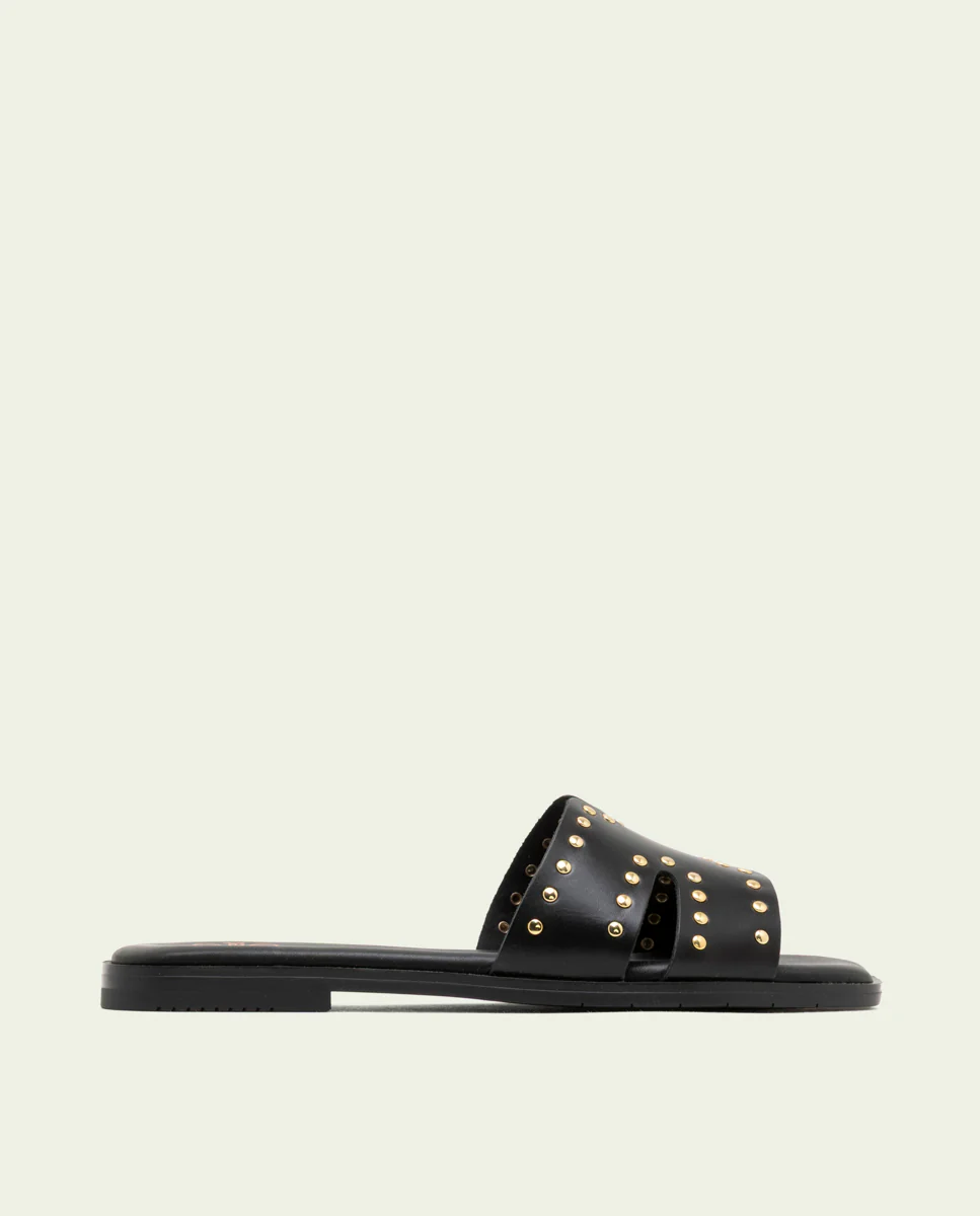 SANDALIA PLANA DE PIEL CON TACHUELAS BECCA NEGRO - Image 3