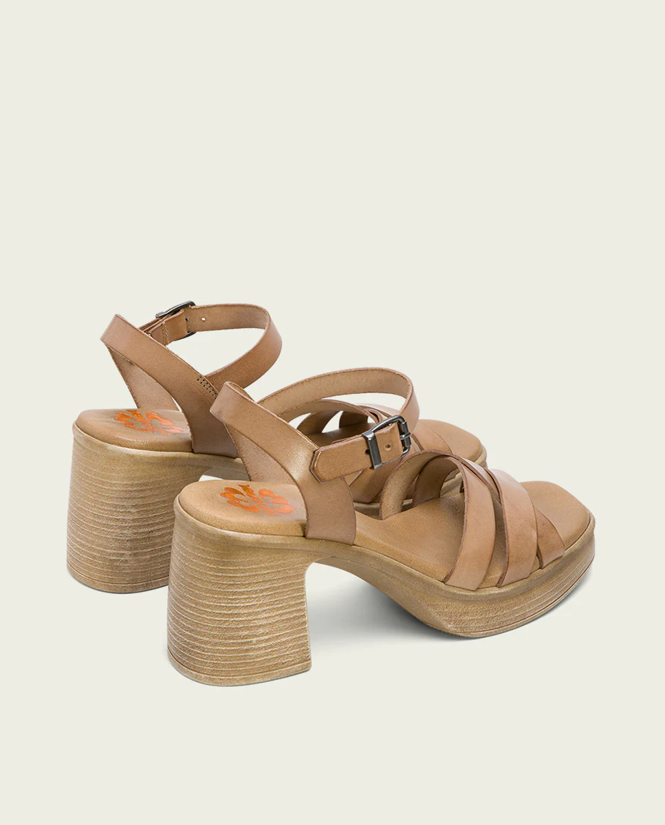 SANDALIA TACON PIEL TAUPE ISIS - Image 3